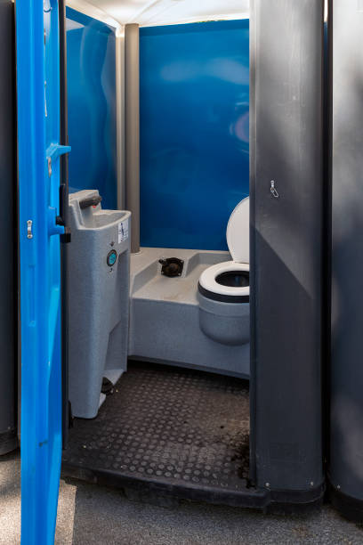 Portable Toilet Options We Offer in Ecorse, MI