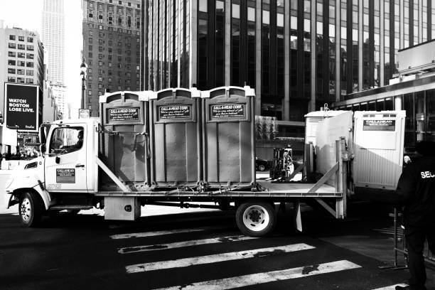 Best Luxury portable toilet rental  in Ecorse, MI